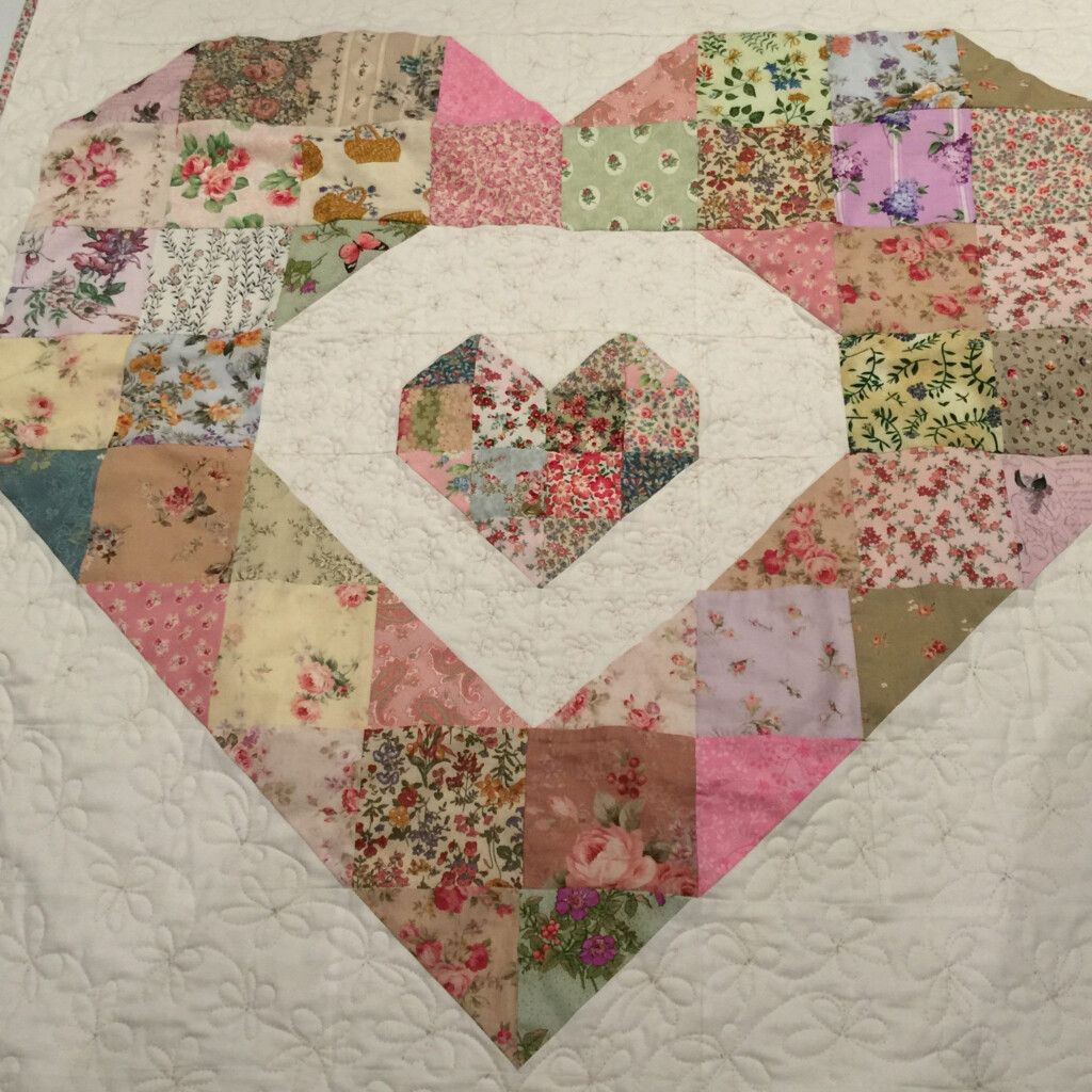 Baby Love Quilt And Pattern Heart Quilt Pattern Quilts Baby Quilt 