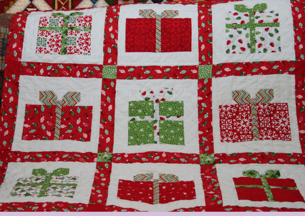 Christmas Quilts Christmas Quilts Christmas Present Quilt Christmas 