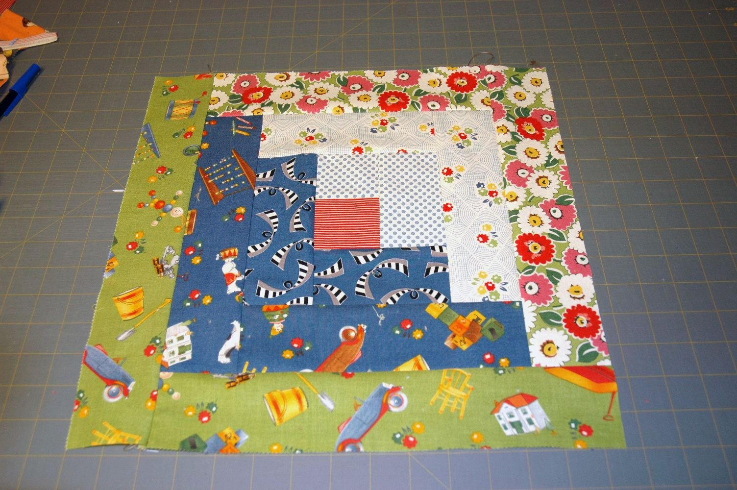 Easy Log Cabin Quilt Block Pattern