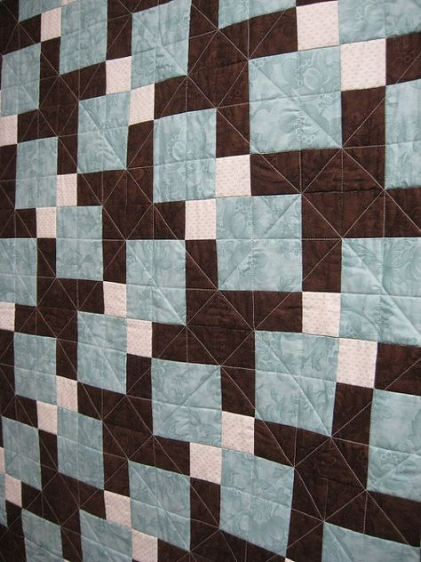 Geometric 3 Color Disappearing Nine Patch Lap Quilt Quilts Quilt 