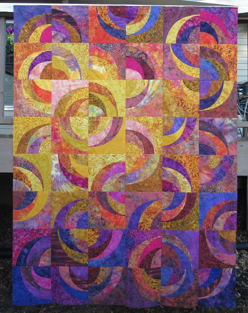 Julie s Quilts And Costumes Blooming Onion Quilt Top In 2021 Quilts 