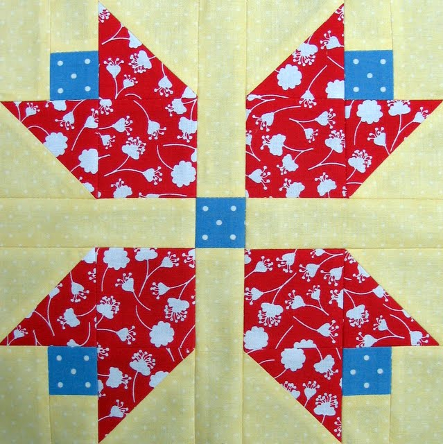 Starwood Quilter Tulip Quilt Block