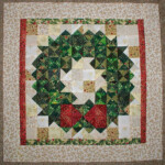 Miniature Christmas Wreath Quilt Block Christmas Quilt Blocks Quilt